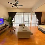 Anggun Residence Modern Suites With Netflix 3Mins To Monorail Kl Near Klcc