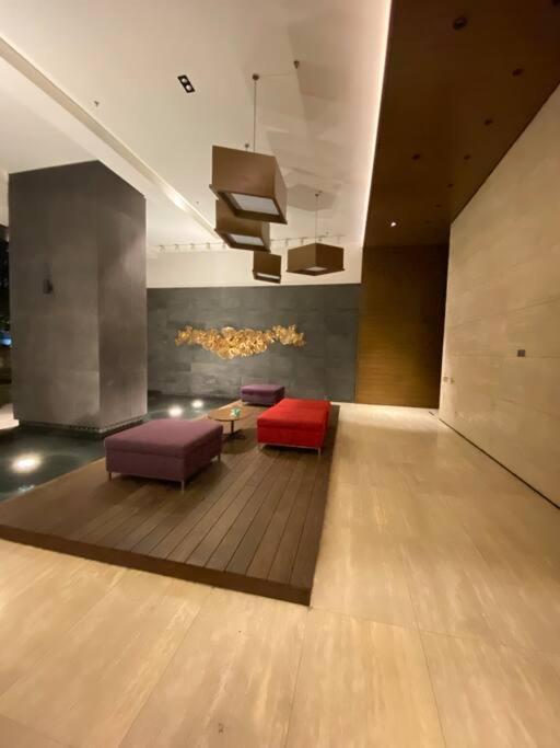 Anggun Modern With Netflix 3mins To Monorail Kl Near Klcc Kuala Lumpur