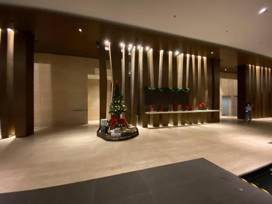 Anggun Modern With Netflix 3mins To Monorail Kl Near Klcc * Kuala Lumpur