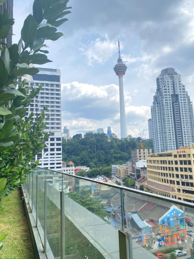 Anggun Modern With Netflix 3mins To Monorail Kl Near Klcc *