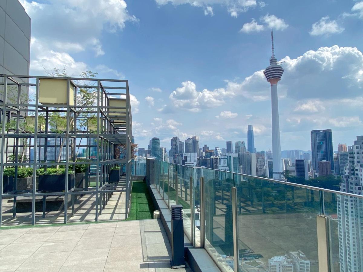 Anggun Modern With Netflix 3mins To Monorail Kl Near Klcc * Kuala Lumpur